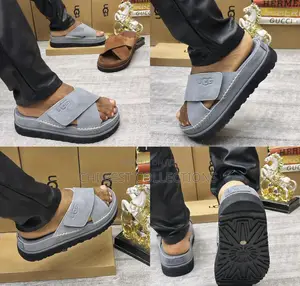 *Ugg Cross Slippers* Selling Very Fast 