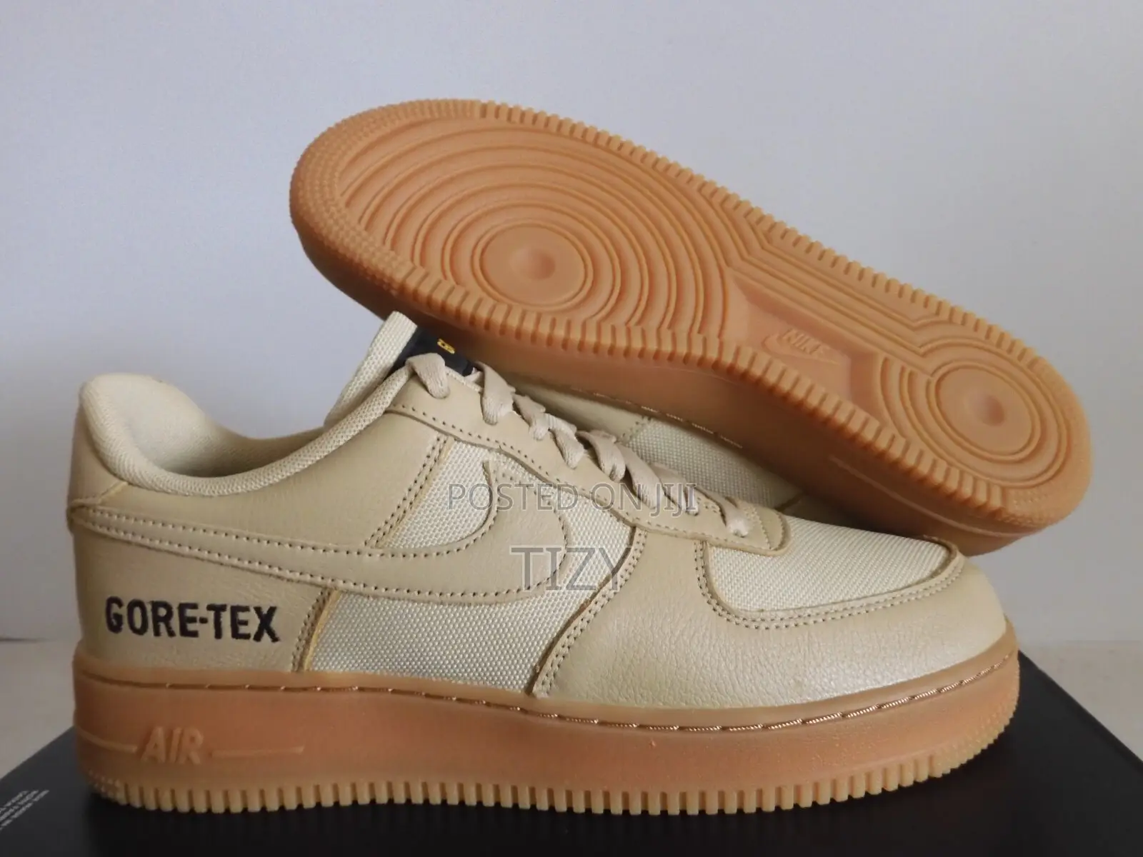 Nike Air Force 1