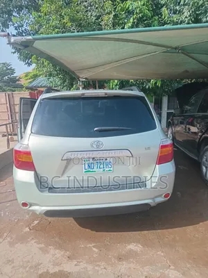 Toyota Highlander 4x4 2008 Green