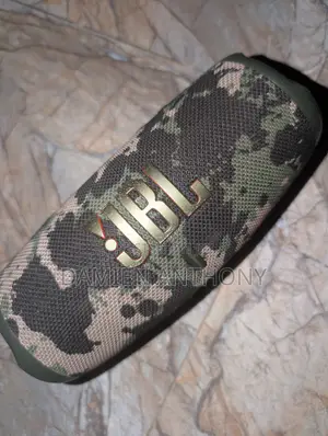 JBL Charge 5