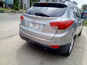 Hyundai Tucson Limited AWD 2012 Gray