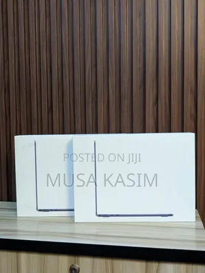 New Laptop Apple MacBook Air 2026 M5 13-inch 16GB Apple M5 SSD 512GB
