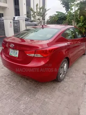 Hyundai Elantra GLS Sedan FWD (1.8L 4cyl 6A) 2013 Red