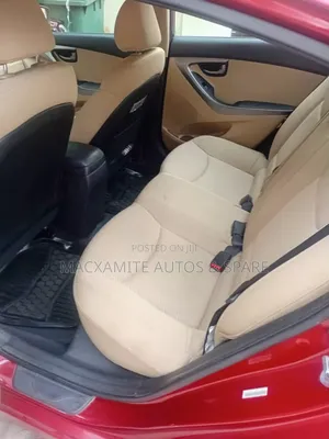 Hyundai Elantra GLS Sedan FWD (1.8L 4cyl 6A) 2013 Red