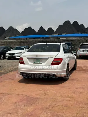 Mercedes-Benz C300 2010 White