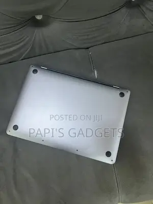 Laptop Apple MacBook Pro 2020 M1 8GB Apple M1 SSD 256GB