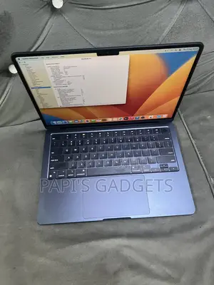 Laptop Apple MacBook Air 2022 M2 8GB Apple M2 SSD 256GB