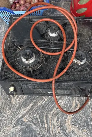 Rinnai Table to Oven and Gas With Gas Hose