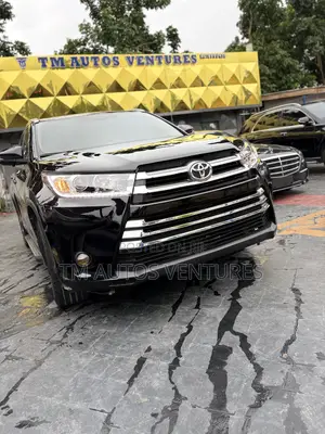 Toyota Highlander 2016 Black