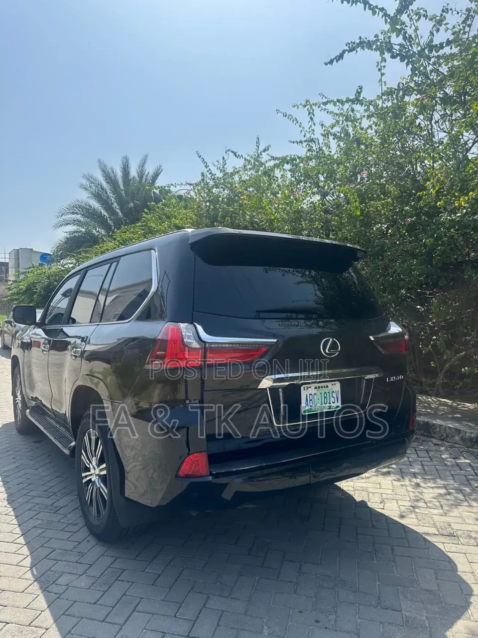 Lexus LX 2015 Black