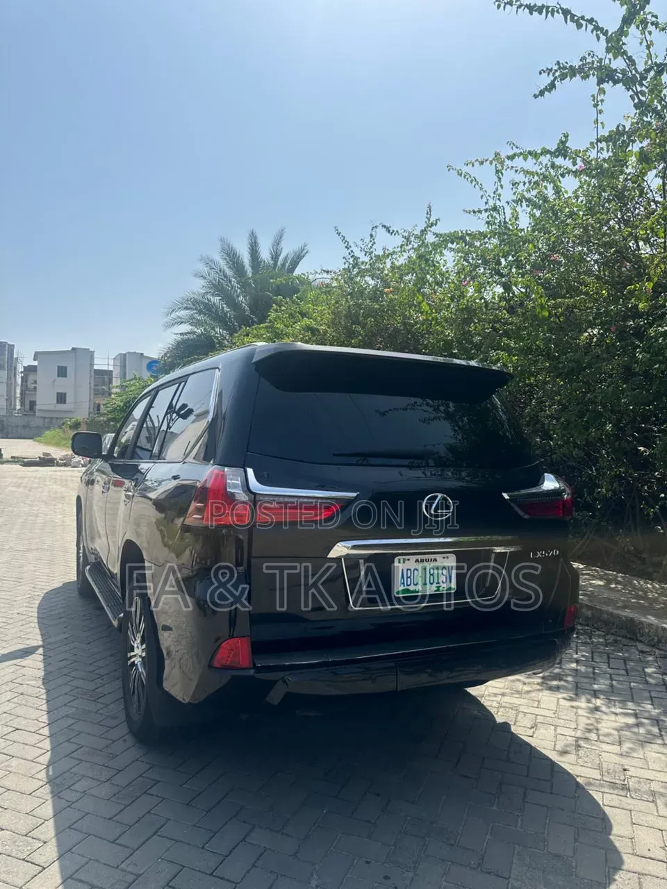 Lexus LX 2015 Black