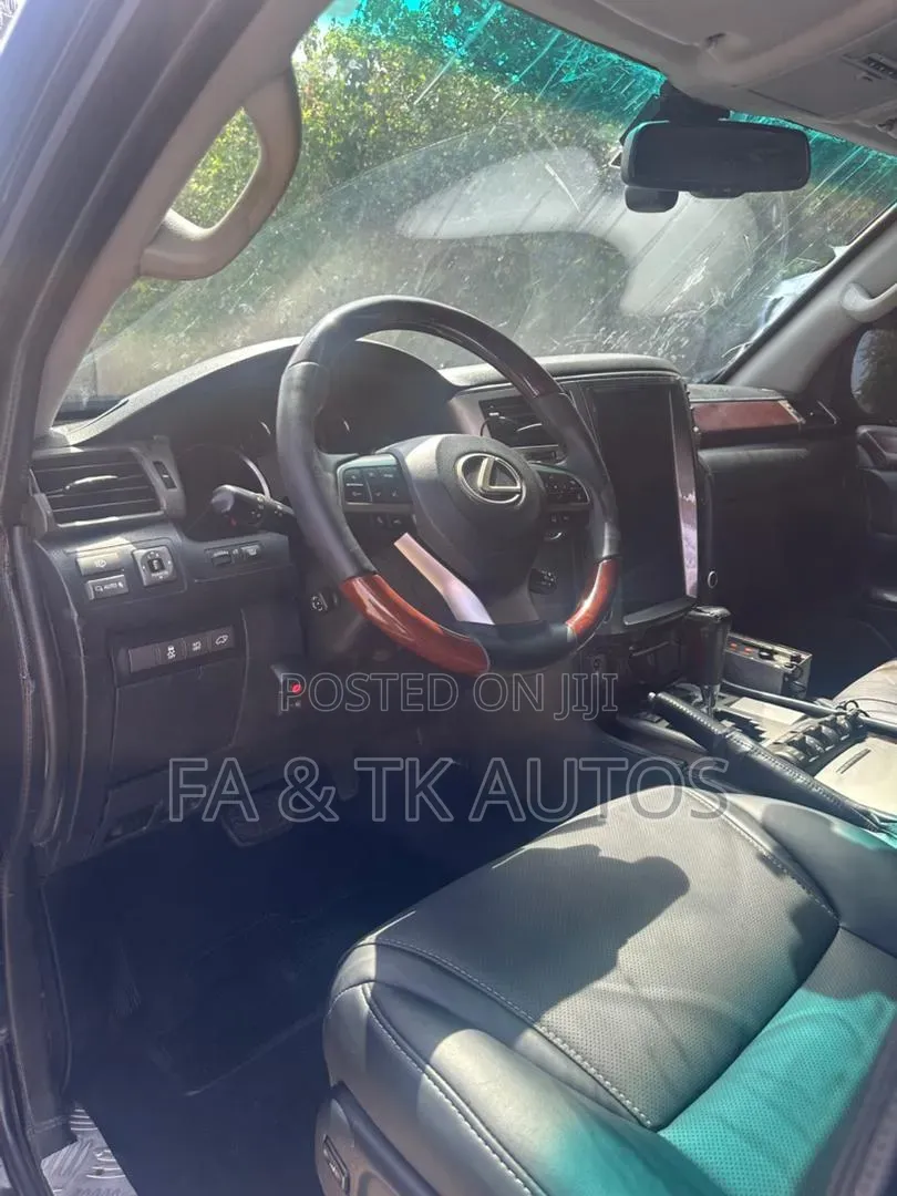 Lexus LX 2015 Black