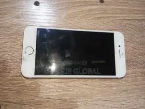 Apple iPhone 7 32 GB White