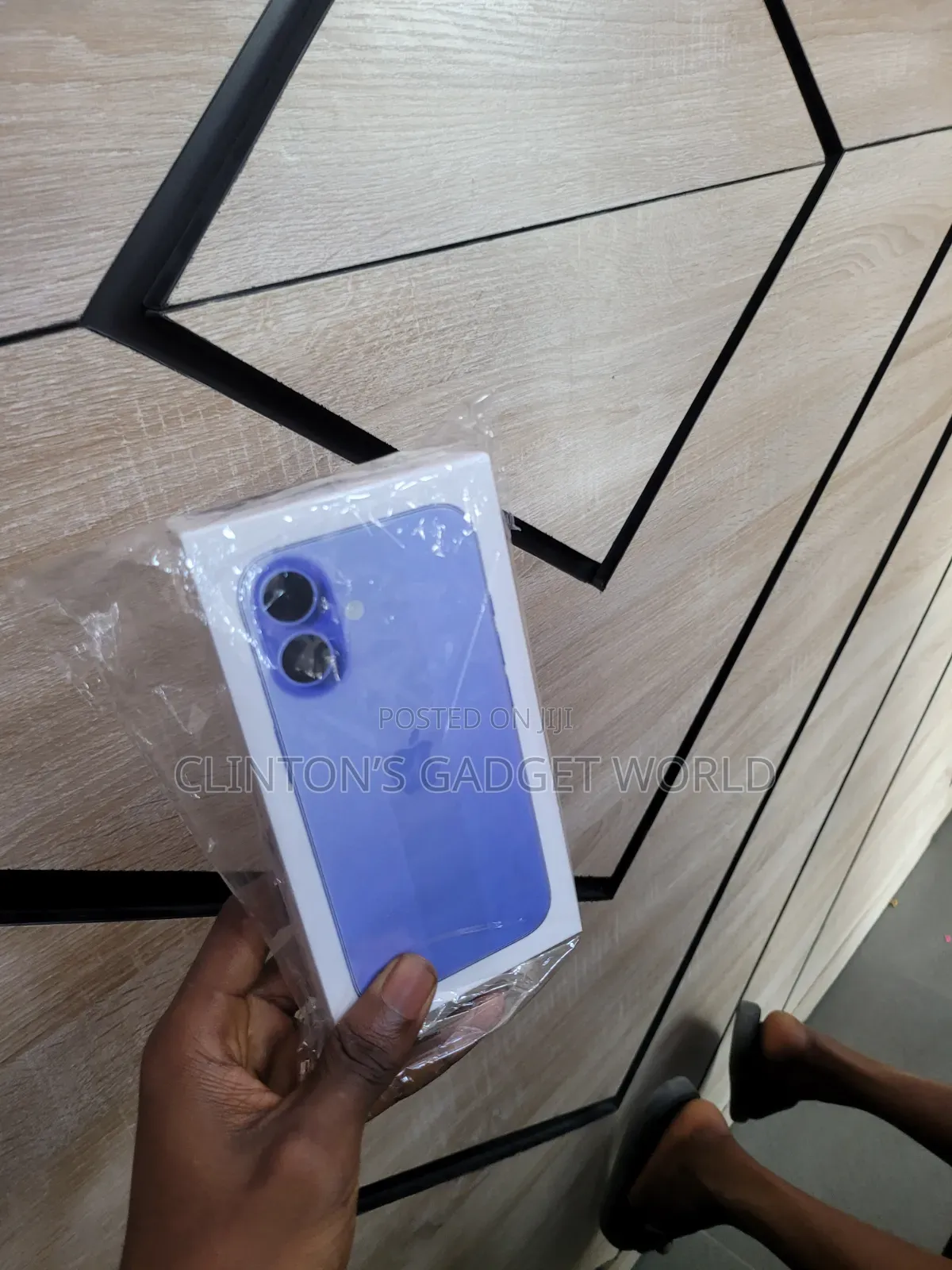 New Apple iPhone 16 128 GB