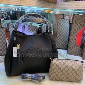 Gucci 2 in 1 Handbag With Adjustable Strap