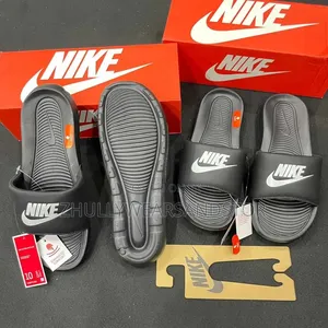 High Quality Victori Nike Slides