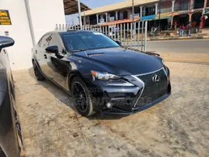 Lexus IS 250 2016 Black