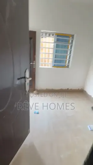 Mini Flat in Onike, Iwaya for rent