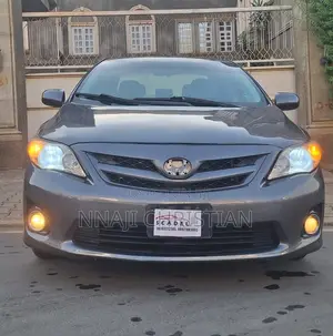 Toyota Corolla LE 4dr Sedan (1.8L 4cyl 4A) 2010 Gray