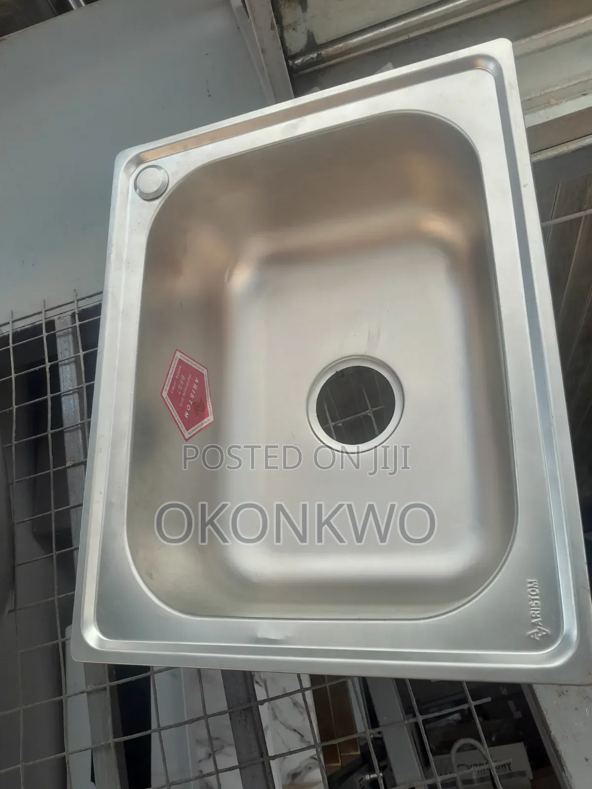 Single Bow Sink