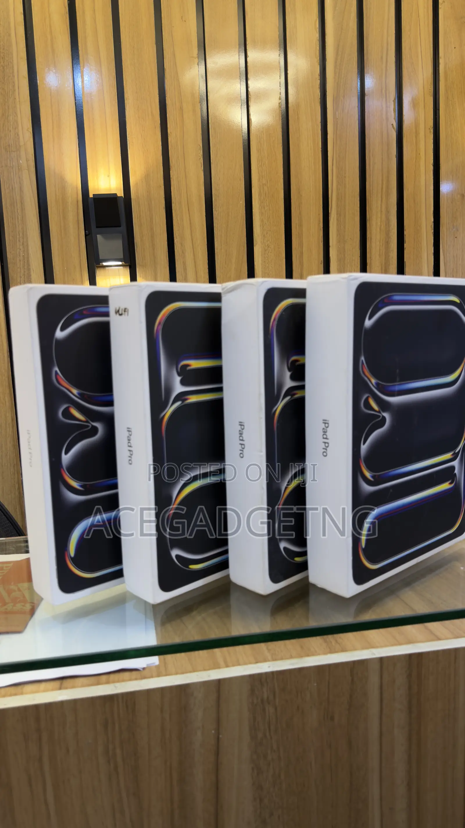 New Apple iPad (2025) 256 GB Black