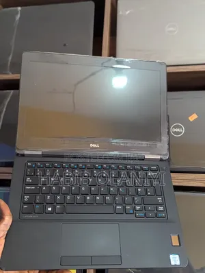 Laptop Dell Latitude E5270 8GB Intel Core i5 SSD 256GB