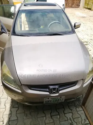 Honda Accord Automatic 2005 Gold