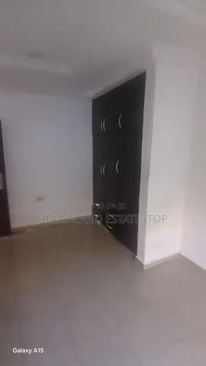 Furnished 3bdrm Apartment in Houseland Real, Benin City for rent