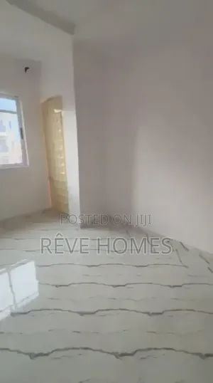 Studio Apartment in Bajulaiye, Shomolu / Shomolu for rent