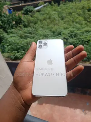 Apple iPhone 11 Pro Max 64 GB White