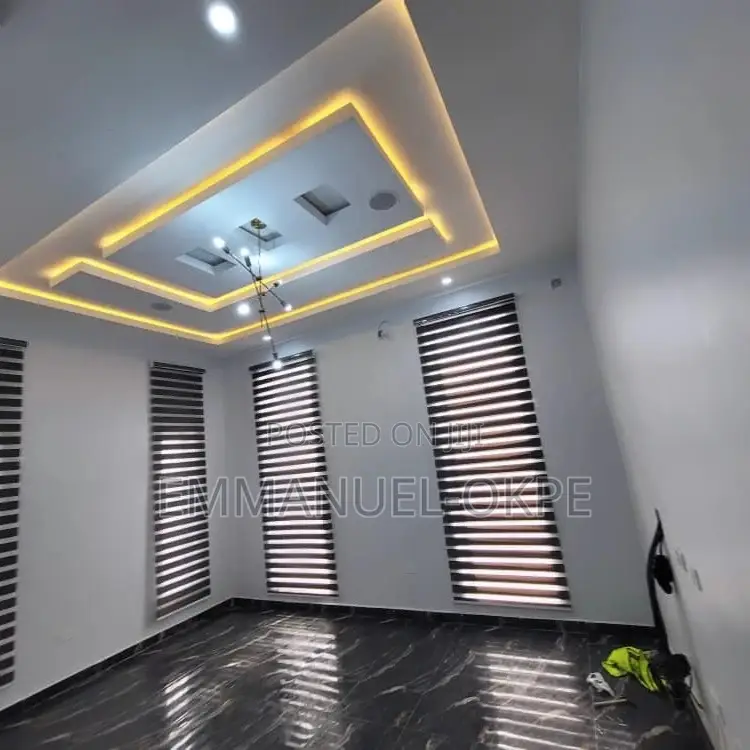 Customized Window Blinds
