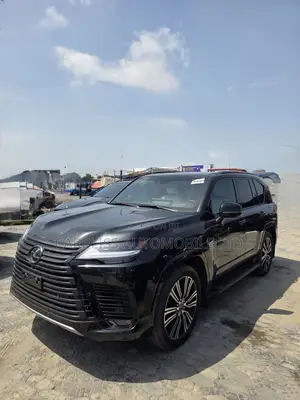 Lexus LX 600 2022 Black