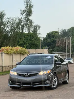Toyota Camry 2012 Gray