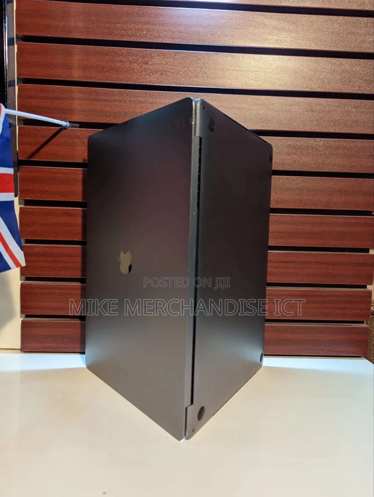 Laptop Apple MacBook Pro 16GB SSD 1T