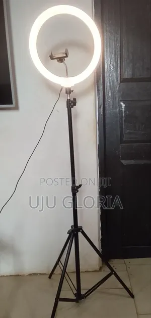 Phone Tripod/Ring Light