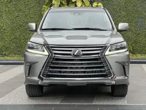 Lexus LX 570 AWD 2021 Gold