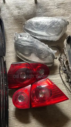 Headlights and Backlight Volkswagen Golf 5