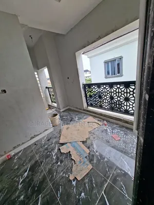 Furnished Studio Apartment in Aworojobe, Mende for rent