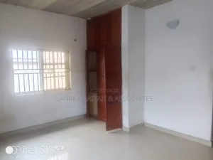 3bdrm Block of Flats in Idimu, Lagos for rent