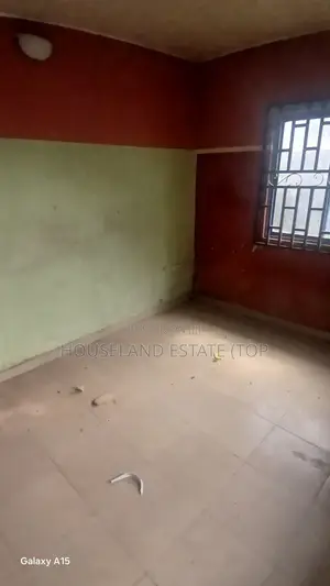 Furnished 1bdrm Room & Parlour in Houseland Real, Benin City for rent