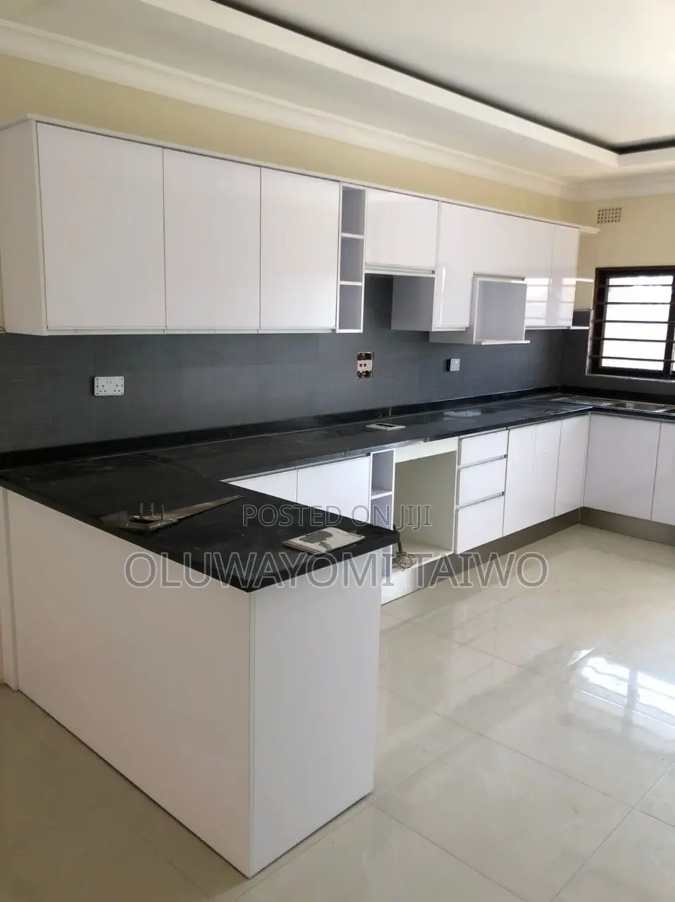 Kitchen Cabinet