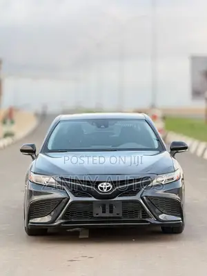 Toyota Camry 2024 Gray