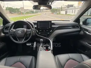 Toyota Camry 2024 Gray