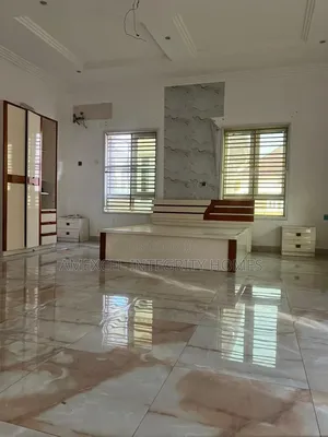 1bdrm Shared Apartment in Westgate, Ologolo for rent