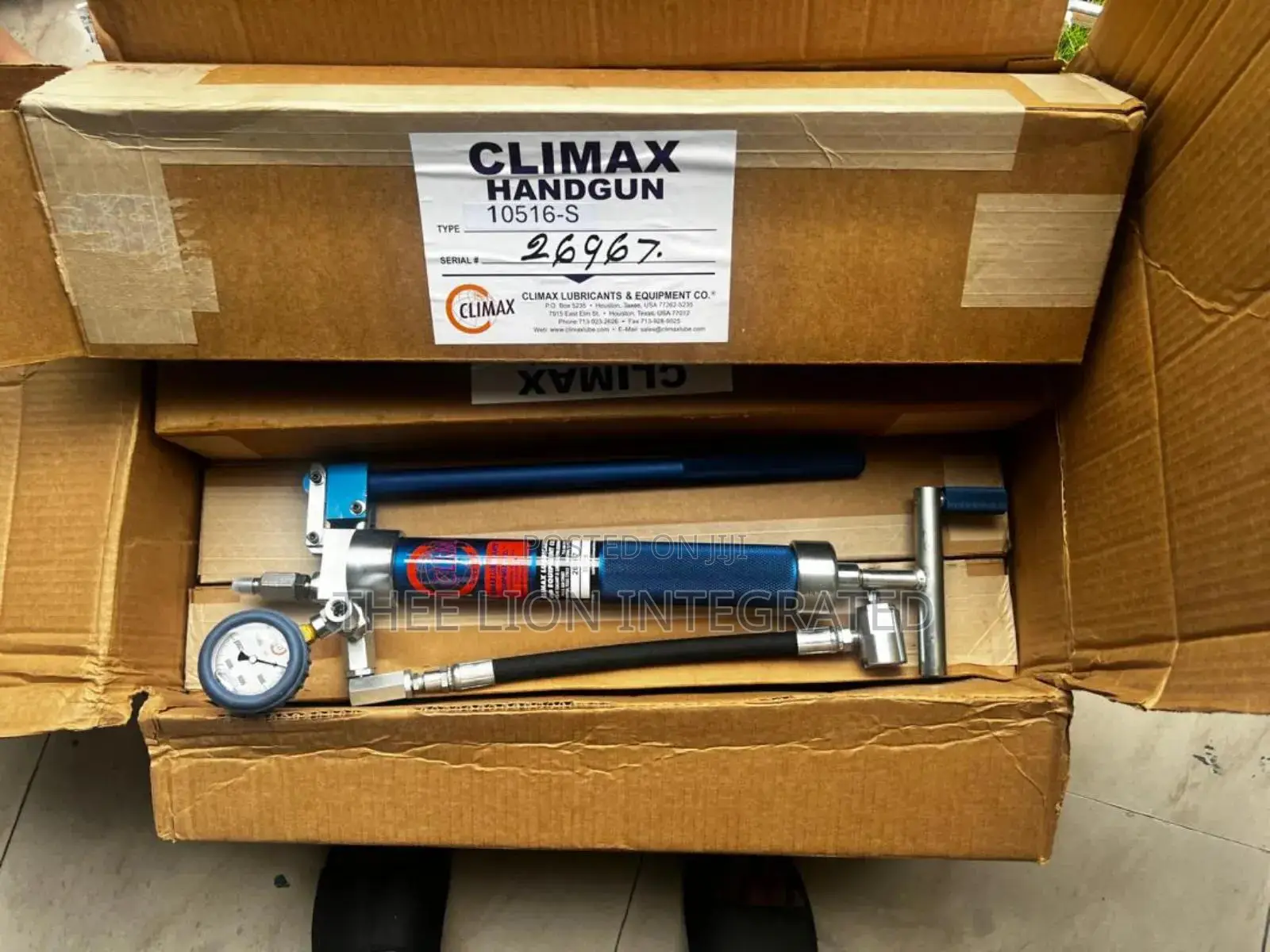 High-Pressure Grease Gun