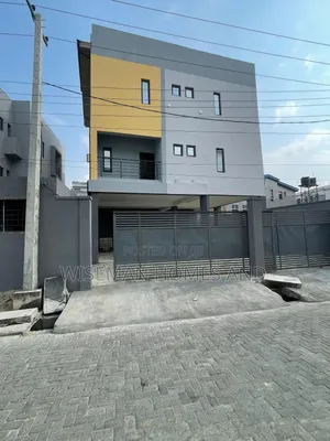 1bdrm Apartment in Ologolo Lekki for sale