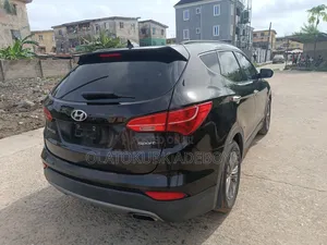 Hyundai Santa Fe 2014 Black