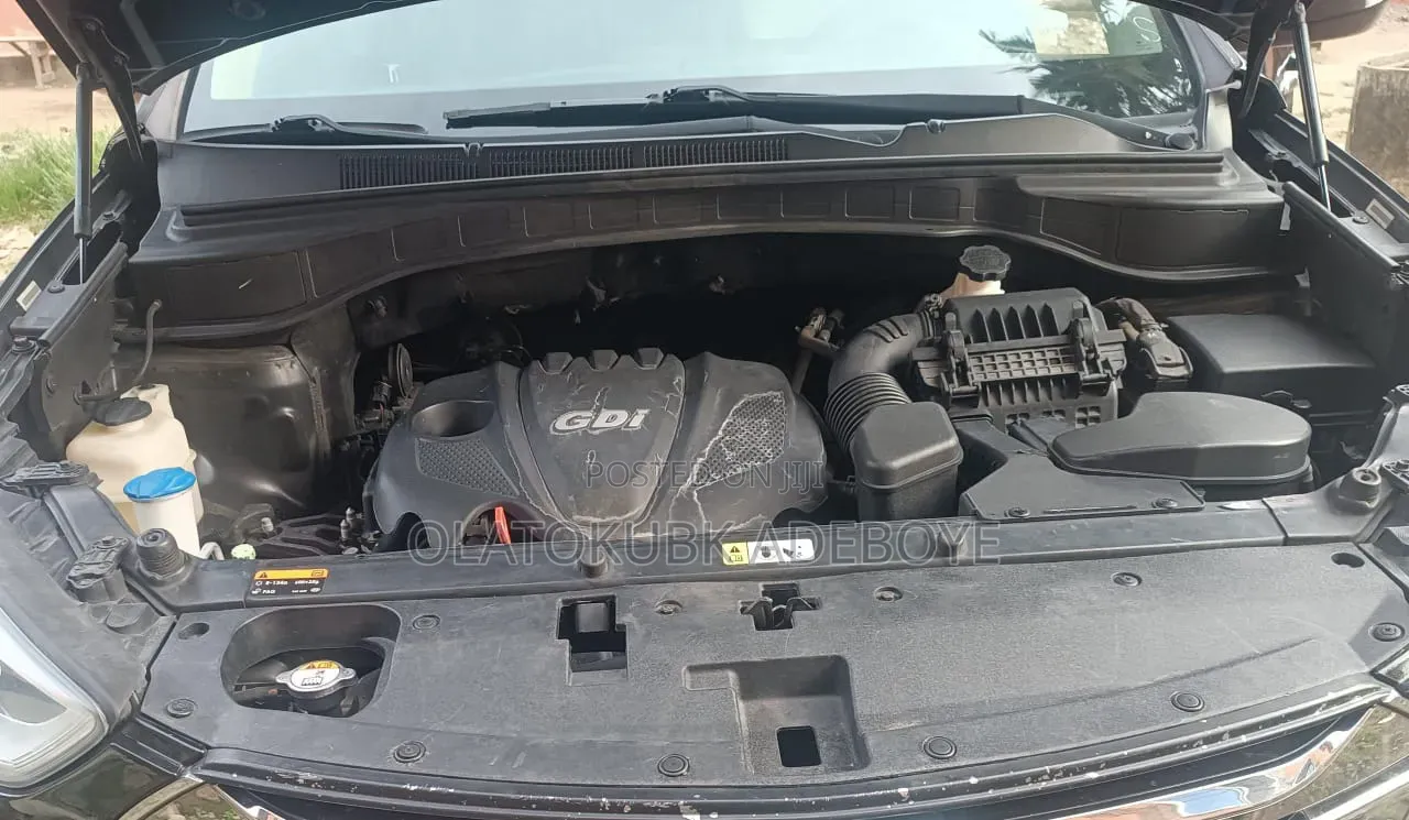 Hyundai Santa Fe 2014 Black