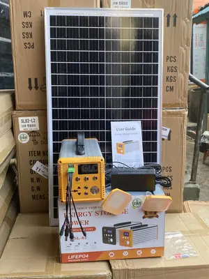 300watts Solar Generator Comes With 50watts Panel and Adapter,2bulbs