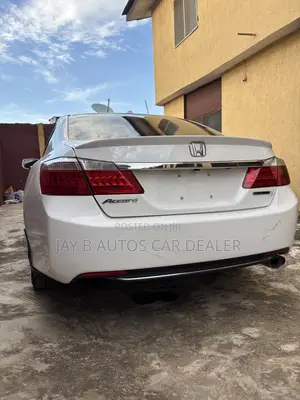 Honda Accord 2013 White